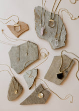 Load image into Gallery viewer, Tiny Star Necklace