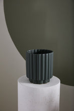 Load image into Gallery viewer, Carmen Pot | Dark Green