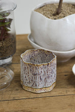 Load image into Gallery viewer, Avenell Pot