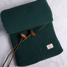 Load image into Gallery viewer, Washed Moss Throw Blanket