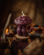 Load image into Gallery viewer, Mushroom Beeswax Candle