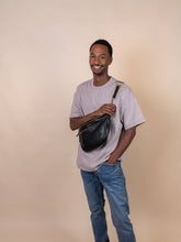 Load image into Gallery viewer, Drew Maxi l Wild Oak Soft Grain Leather