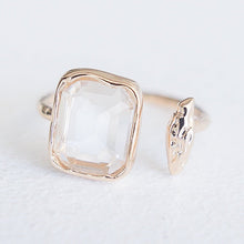Load image into Gallery viewer, Clara Ring