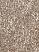 Load image into Gallery viewer, Cozy Boucle Throw l Beige
