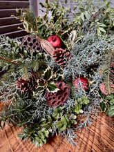 Load image into Gallery viewer, Evergreen Centerpiece Workshop