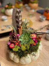 Load image into Gallery viewer, Succulent Pumpkin Workshop