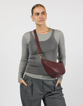 Load image into Gallery viewer, Leo Midi | Dark Cherry Soft Grain Leather