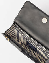 Load image into Gallery viewer, Pau's Pouch | Black Woven Leather