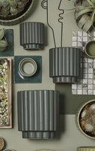 Load image into Gallery viewer, Carmen Pot | Dark Green