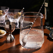 Load image into Gallery viewer, Burke Crystal Mixing Glass