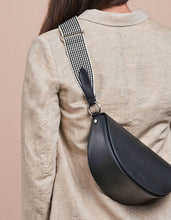 Load image into Gallery viewer, Laura Bag l Black Classic Leather