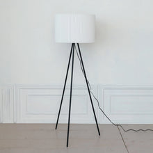 Load image into Gallery viewer, Metal Tripod Floor Lamp