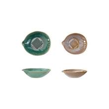 Load image into Gallery viewer, Cottage Stoneware Graters