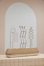 Load image into Gallery viewer, Menil Trellis