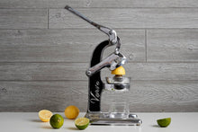 Load image into Gallery viewer, Mexican Citrus Juicer l Small