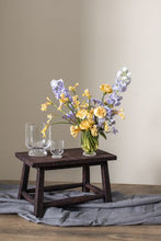 Load image into Gallery viewer, Hollis Vase