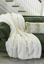 Load image into Gallery viewer, Posh Faux Fur Throw l Ivory
