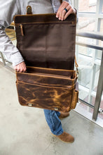 Load image into Gallery viewer, Sitka Leather Messenger l Antique Brown
