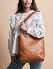 Load image into Gallery viewer, Sofia Bag | Cognac Stromboli Leather
