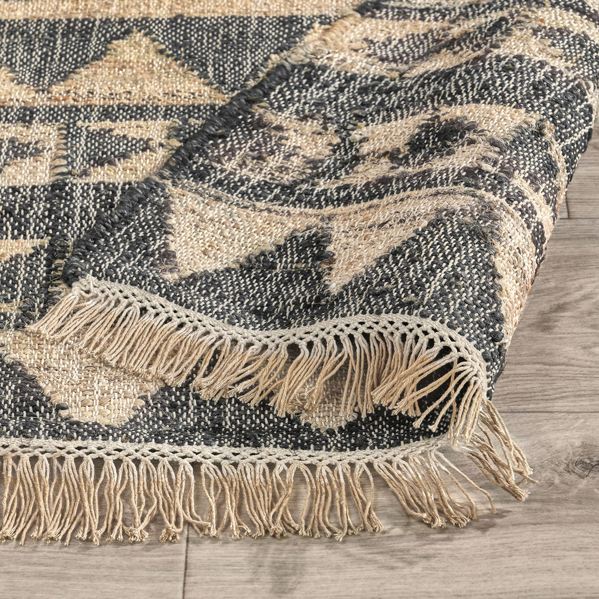 Solana Rug | Black – Botanical Dwellings