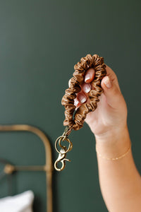 Scrunchie Keychain l Brown Leather