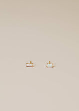 Load image into Gallery viewer, Baguette Earring | White Opal
