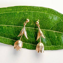 Load image into Gallery viewer, Dangle Tulip Earrings
