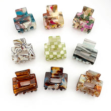 Load image into Gallery viewer, Micro Square Claw Clip
