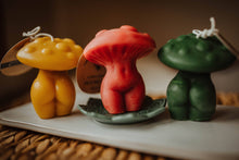 Load image into Gallery viewer, Mushroom Beeswax Candle
