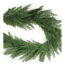 Load image into Gallery viewer, Classic Pine Garland
