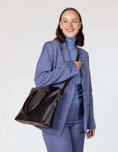 Load image into Gallery viewer, Hayden | Black Classic Leather
