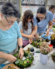 Load image into Gallery viewer, Succulent Wreath Workshop
