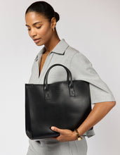 Load image into Gallery viewer, Jackie Bag | Black Classic Leather
