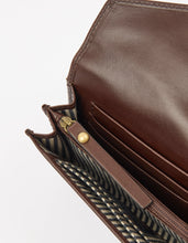 Load image into Gallery viewer, Jo&#39;s Purse Wallet | Chocolate Classic Leather
