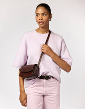 Load image into Gallery viewer, Kendalini Purse | Chocolate Classic Leather
