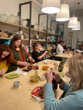 Load image into Gallery viewer, Holiday Rustic Tree Workshop, 2 PM
