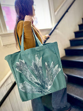 Load image into Gallery viewer, Botanical Monoprint Tote Workshop
