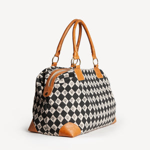 Malti Weekender l Harlequin