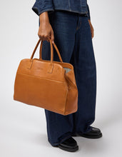 Load image into Gallery viewer, Rita Purse | Wild Oak Soft Grain Leather

