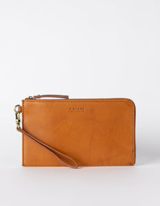 Travel Wallet l Cognac Classic Leather