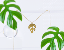 Load image into Gallery viewer, Mini Monstera Necklace
