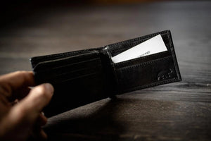 Bifold Leather Wallet l Black