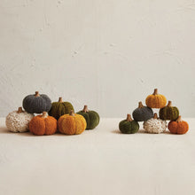 Load image into Gallery viewer, Velvet Pumpkin
