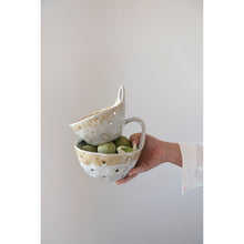Load image into Gallery viewer, Stoneware Collander with Handle
