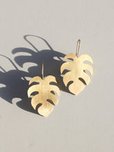 Load image into Gallery viewer, Monstera Leaf Earrings
