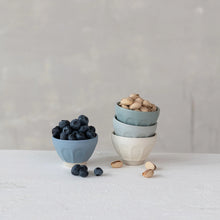 Load image into Gallery viewer, Stoneware Pinch Pot

