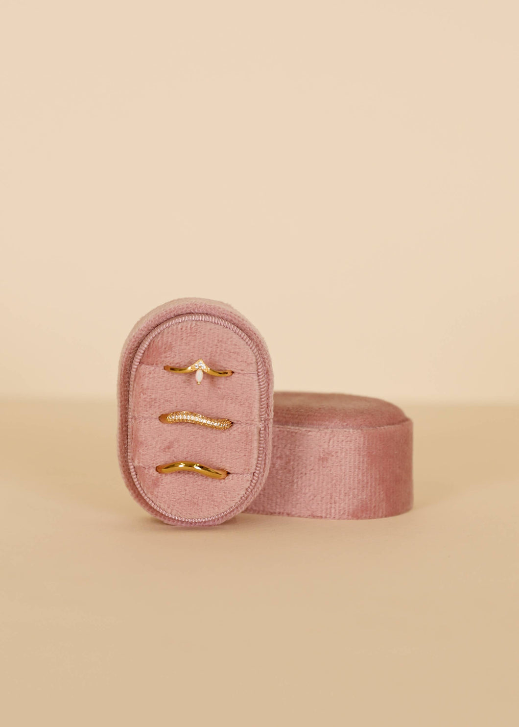 Mini Oval Jewelry Box | Light Pink