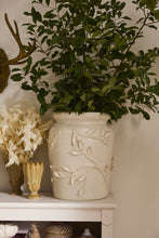 Load image into Gallery viewer, Gracious Vase
