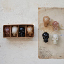 Load image into Gallery viewer, Resin Skull
