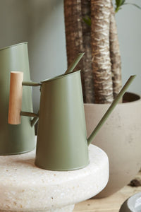 Venci Watering Can l Olive